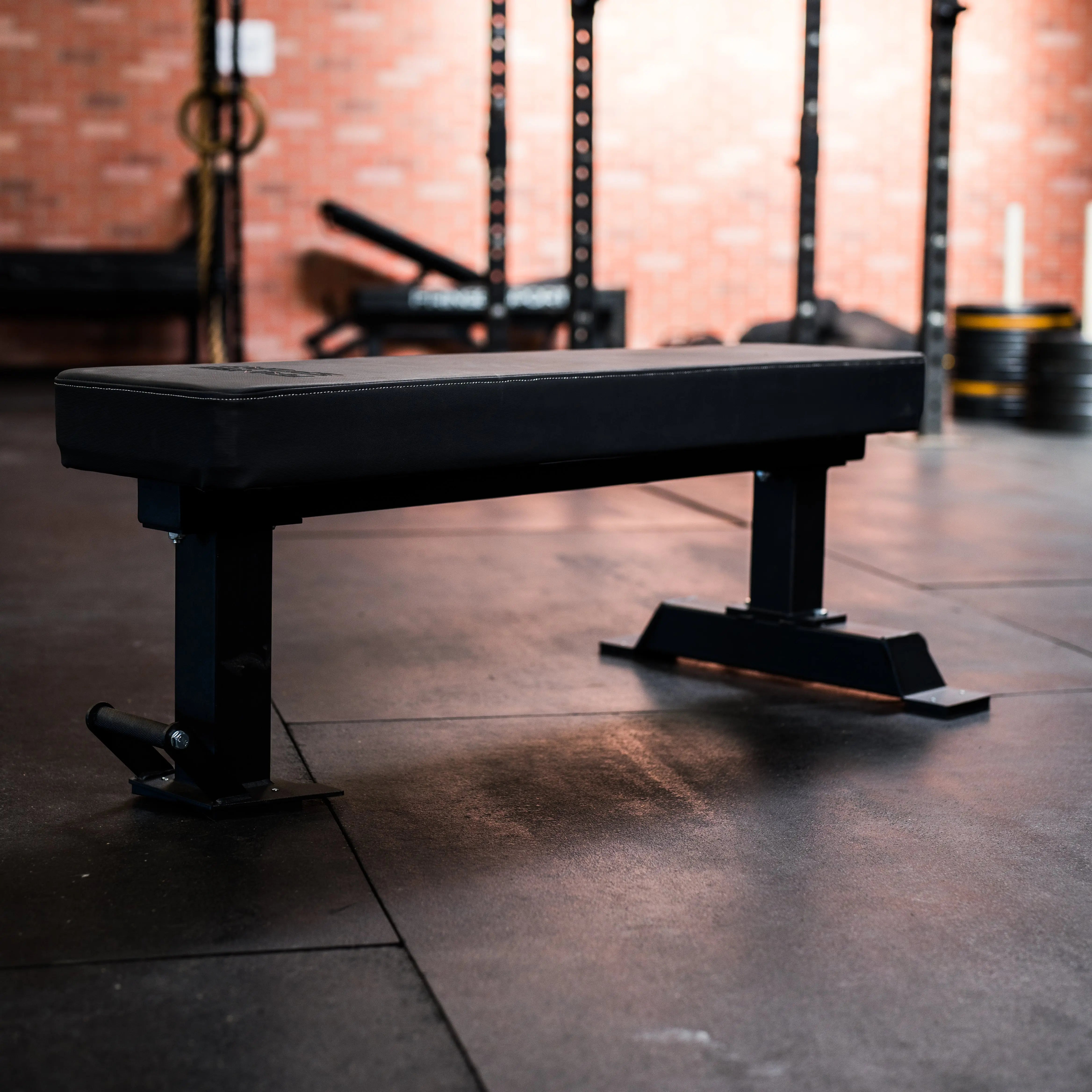 Fatty Comp Flat Bench 12 Fatty Comp Flat Bench